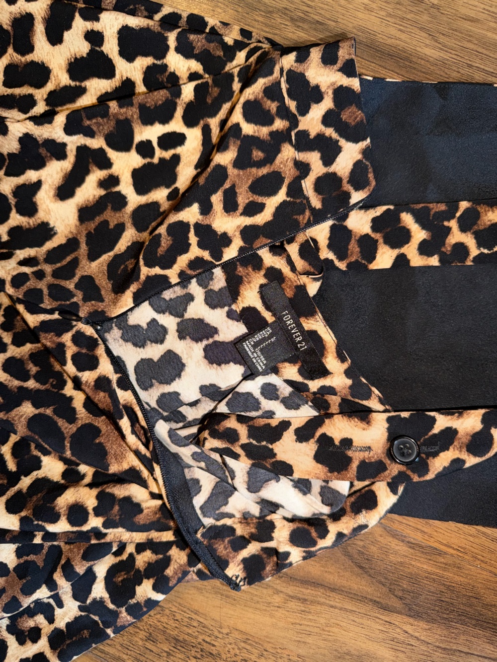 Leopard Print Overall Dress - Picture 2 of 4